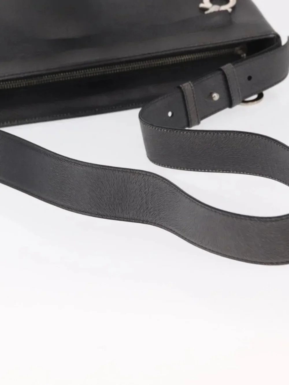 Salvatore Ferragamo Gancini Shoulder Bag Leather Gray Silver Auth hk3307